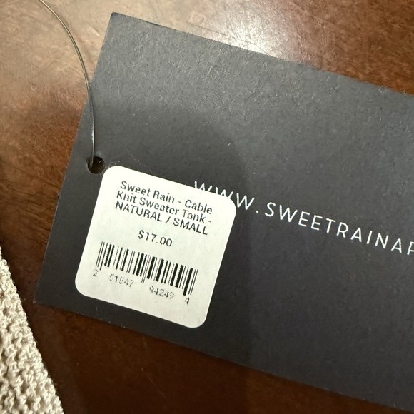 Cable Knit Sweater Tank Top Crop Beige Natural Size Small - Picture 4 of 7